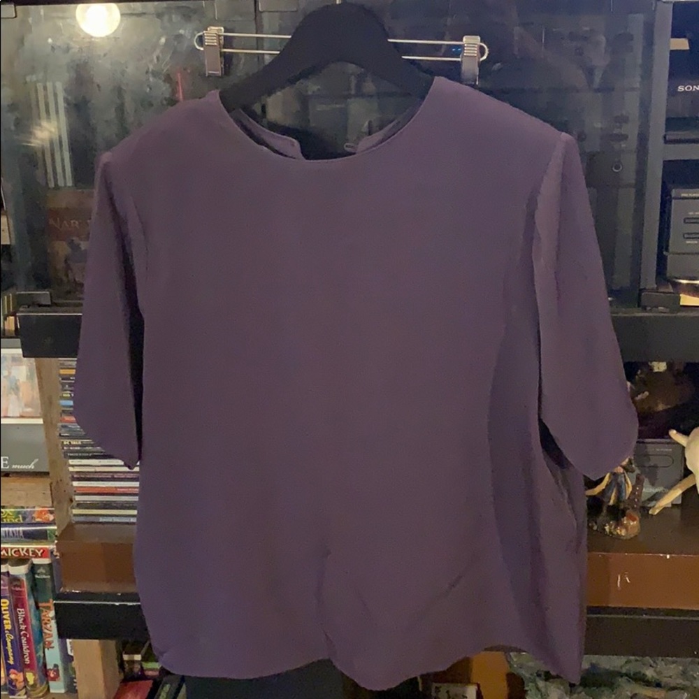 Plus size purple top.  🤩10/$10🤩